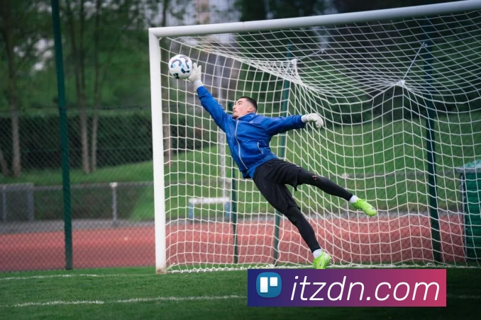 华体官网登录全站App